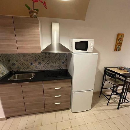 Alex Comfort House Bari Esterno foto