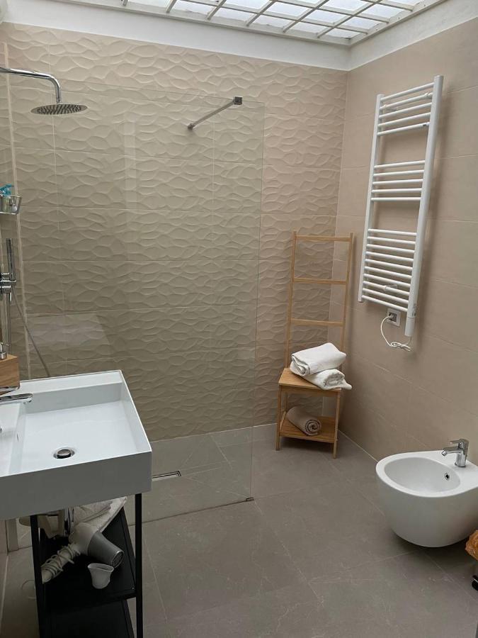 Alex Comfort House Bari Esterno foto