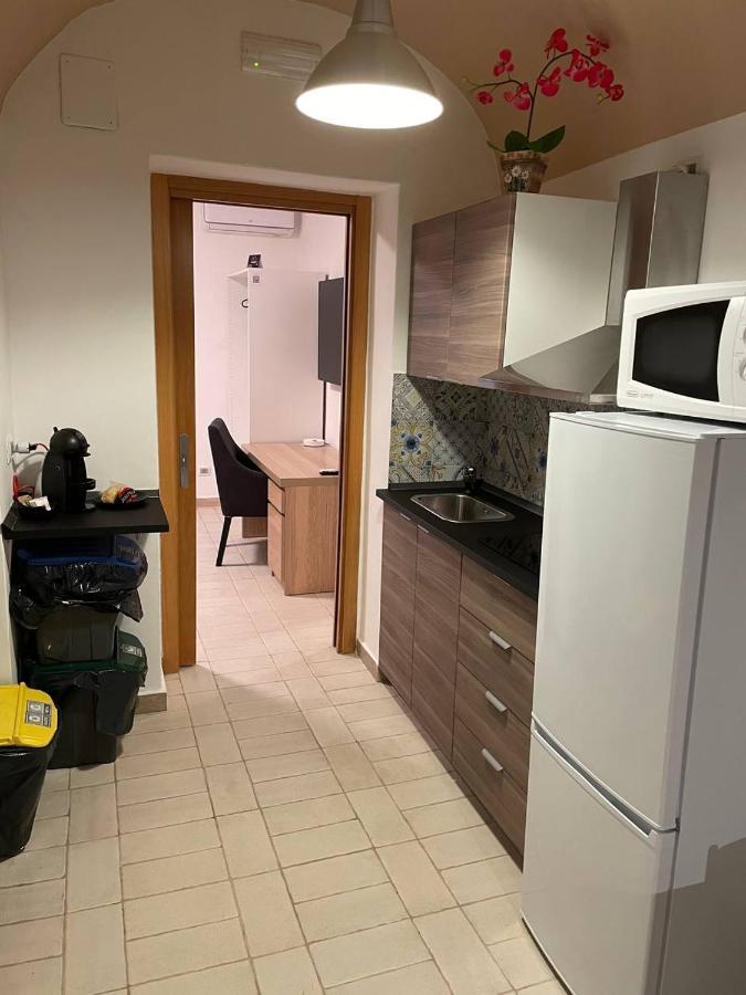 Alex Comfort House Bari Esterno foto
