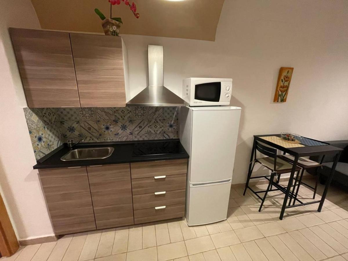 Alex Comfort House Bari Esterno foto